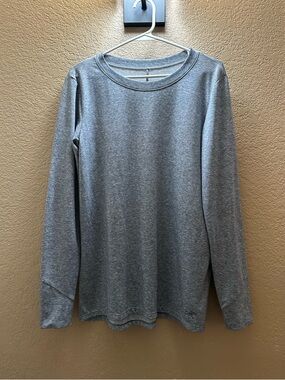 Arcteryx lightweight long sleeve longer length top